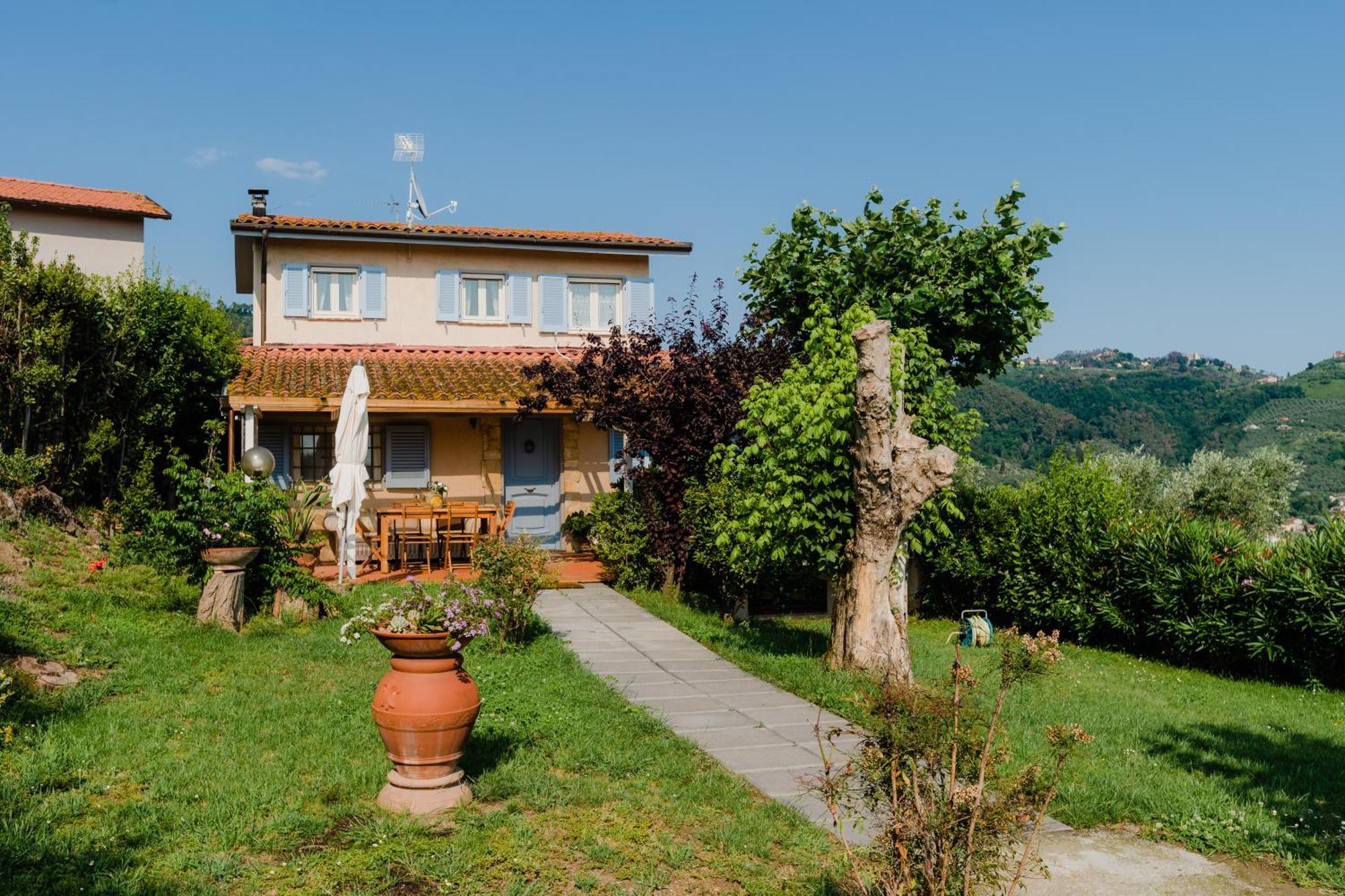 La Tana Del Geco Villa มาสซาโรซา ภายนอก รูปภาพ